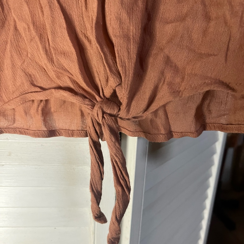 MUDD Copper Tan Bell Sleeve Lace Tie Front Blouse - Picture 6 of 9